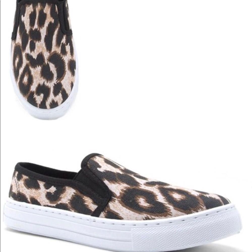 Canvas Leopard Print Sneakers